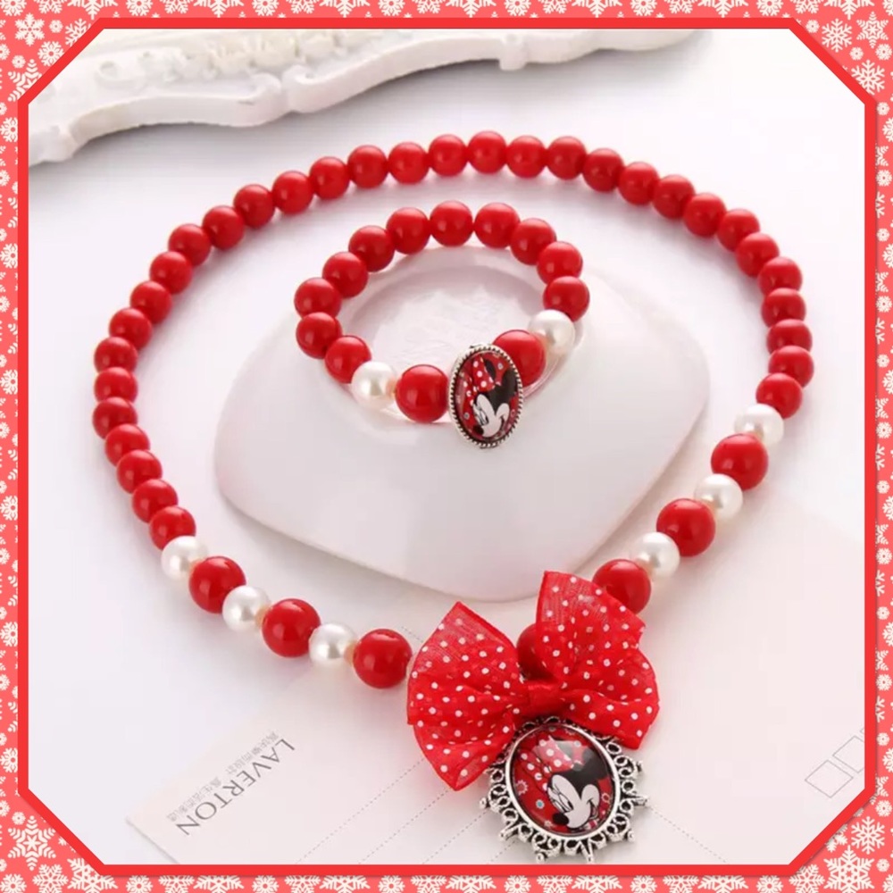 ❤️New❤️Adorable Minnie Mouse Necklace & Bracelet